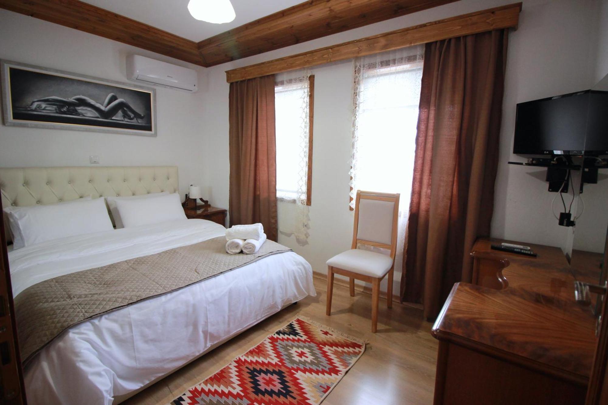 Emblematic House 3 Lejlighed Gjirokastër Eksteriør billede